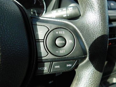 Used 2023 Toyota RAV4 LE image 28