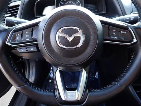 Used 2018 MAZDA MAZDA3 Touring FWD image 17