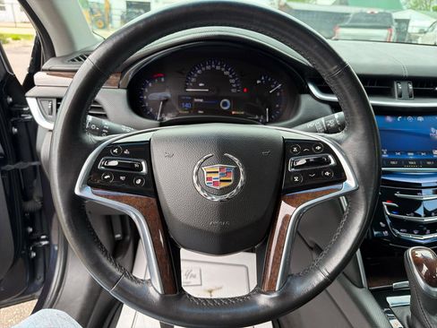 Used 2014 Cadillac XTS Luxury FWD image 10