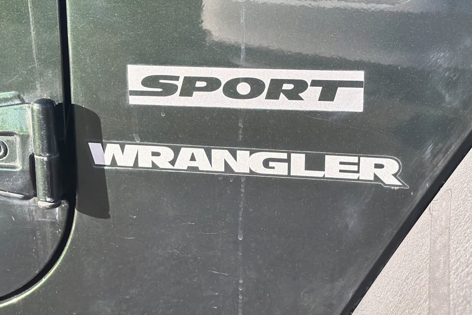 Used 2011 Jeep Wrangler Sport AWD/4WD image 12