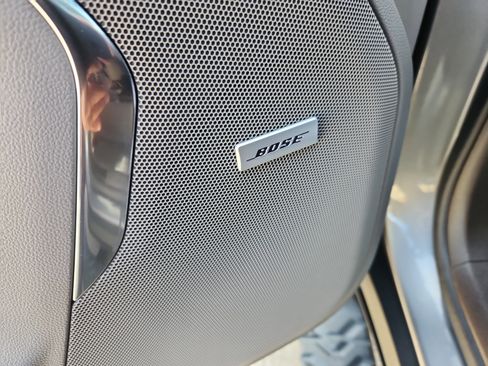 Used 2021 Chevrolet Tahoe Z71 w/ Z71 Signature Package image 23