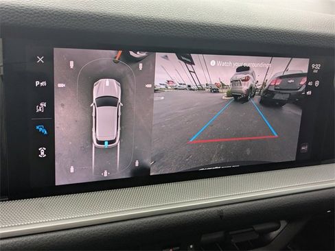 Used 2024 Porsche Cayenne image 24