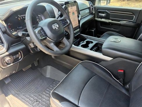 Used 2026 RAM 2500 Laramie w/ Sport Appearance Package AWD/4WD image 11