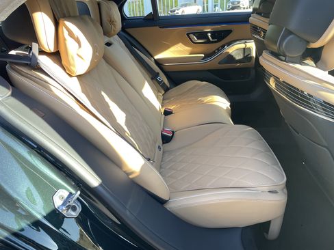 New 2026 Mercedes-Benz S 580 4MATIC Sedan image 39