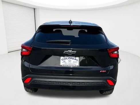 Used 2024 Chevrolet Trax RS FWD image 6
