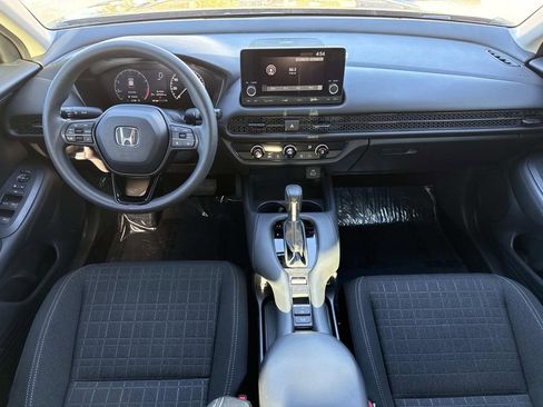 Used 2023 Honda HR-V LX image 16
