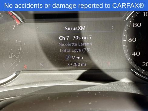 Certified 2023 Cadillac XT4 Luxury w/ Cold Weather Package image 21