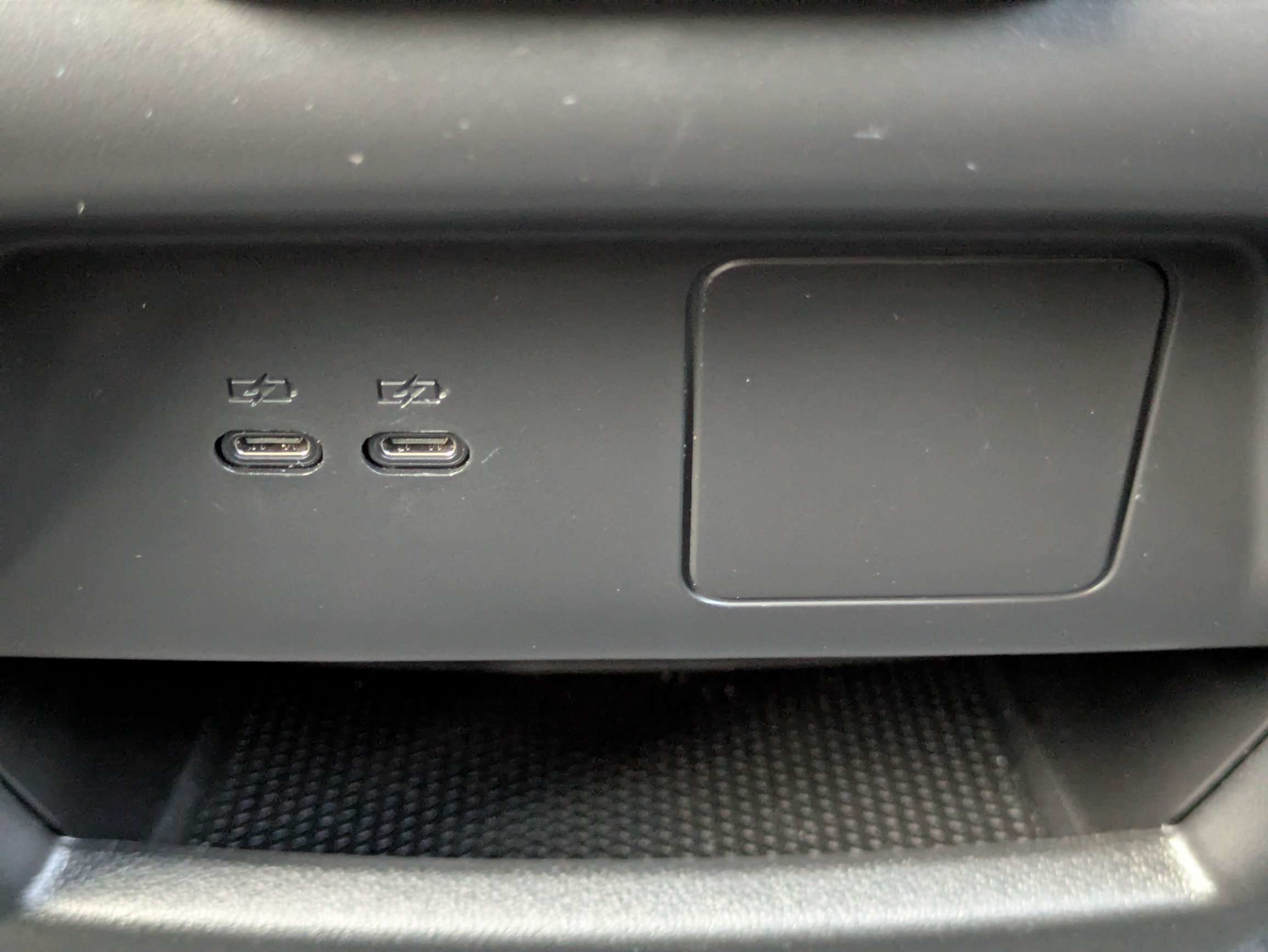 Used 2025 Chevrolet Traverse LT FWD image 11