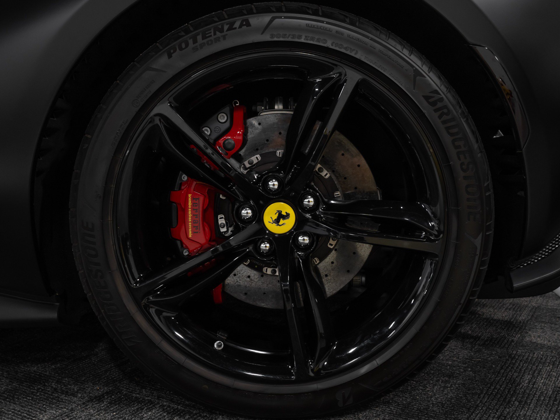 Used 2023 Ferrari 296 GTS RWD image 43