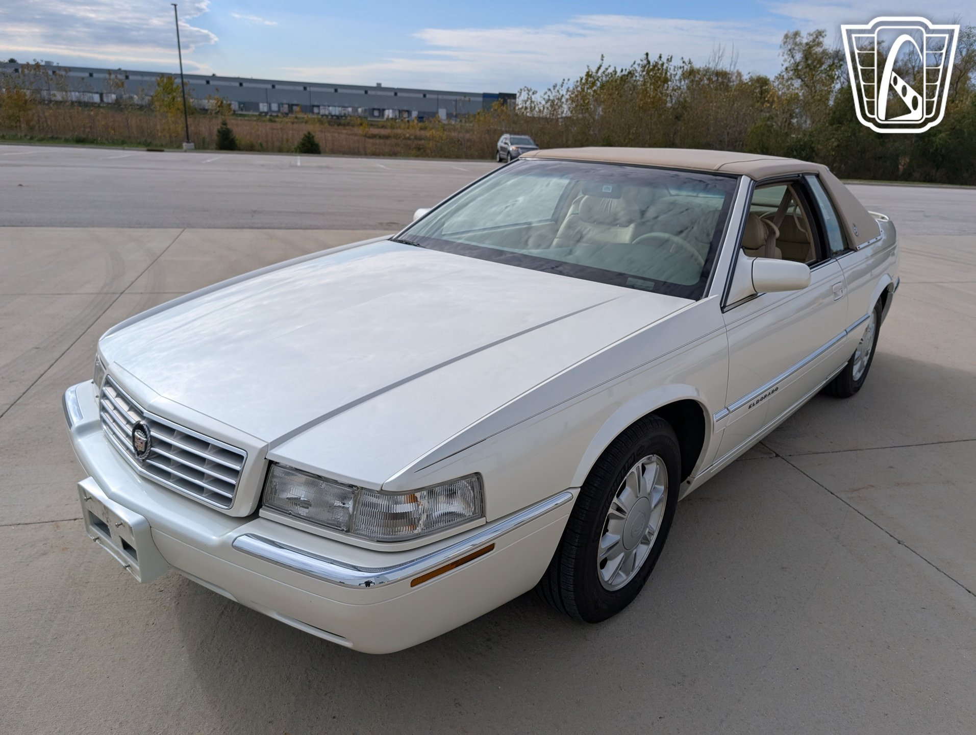 Used 1995 Cadillac Eldorado FWD image 2