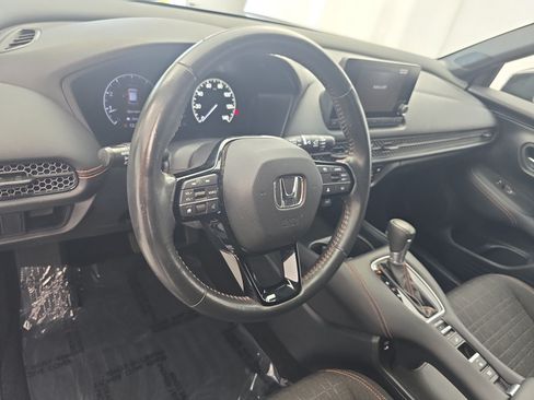 Used 2024 Honda HR-V Sport image 15