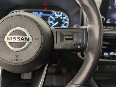 Used 2021 Nissan Rogue SL FWD image 38