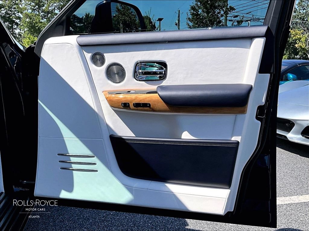 Certified 2026 Rolls-Royce Phantom Sedan RWD image 22