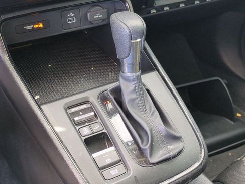Used 2024 Honda CR-V LX image 10