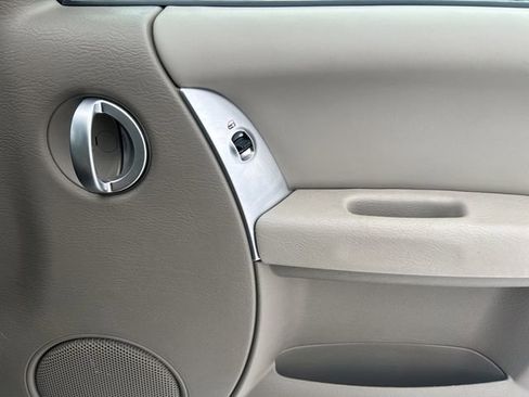 Used 2005 Jeep Liberty Limited image 21