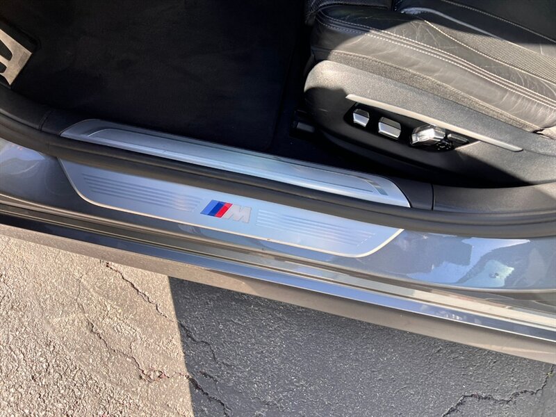 Used 2016 BMW 750i xDrive AWD/4WD image 17