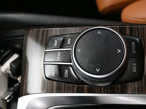 Used 2023 BMW 530i xDrive w/ Convenience Package AWD/4WD image 29