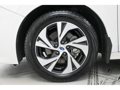 Used 2022 Subaru Legacy Premium image 21