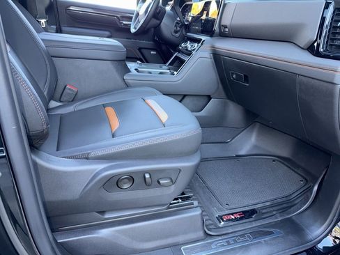 Used 2026 GMC Sierra 3500 AT4 w/ AT4 Premium Plus Package image 24