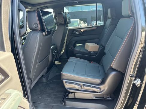 New 2026 GMC Yukon XL AT4 w/ AT4 Premium Plus Package AWD/4WD image 14