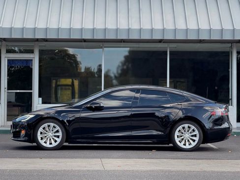 Used 2016 Tesla Model S 75 image 6