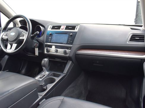 Used 2015 Subaru Outback 2.5i Limited w/ Popular Package #4 AWD/4WD image 12