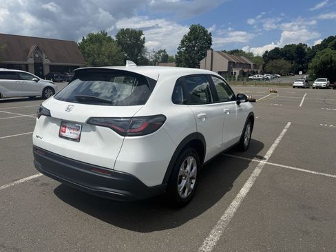 Used 2024 Honda HR-V LX image 7