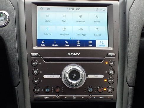 Used 2020 Ford Fusion Titanium AWD/4WD image 6
