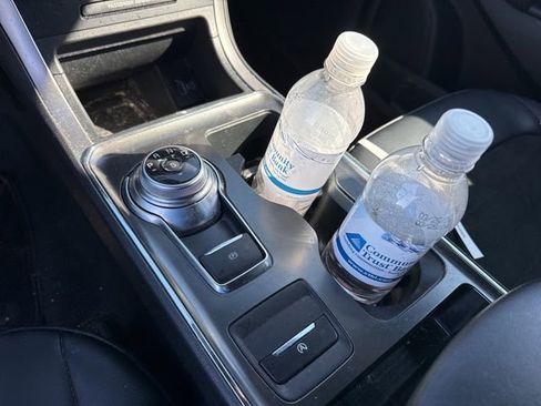 Used 2024 Ford Edge ST-Line image 11