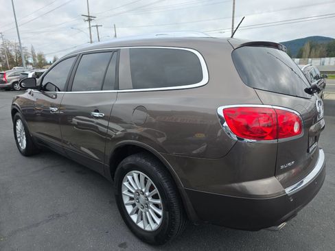 Used 2008 Buick Enclave CXL w/ Entertainment Package #4 image 4