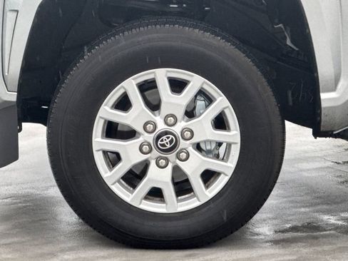 Used 2025 Toyota Tacoma SR image 23