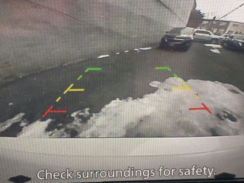 Used 2024 Nissan Rogue S image 28