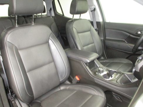 Used 2023 GMC Acadia SLT w/ Elevation Edition AWD/4WD image 15