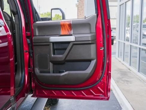 Used 2017 Ford F250 King Ranch w/ King Ranch Ultimate Package AWD/4WD image 36