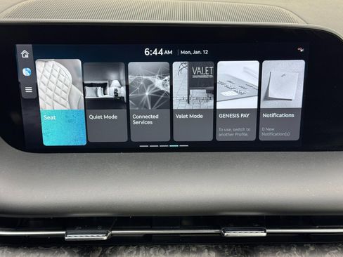 Used 2023 Genesis G90 3.5T image 28