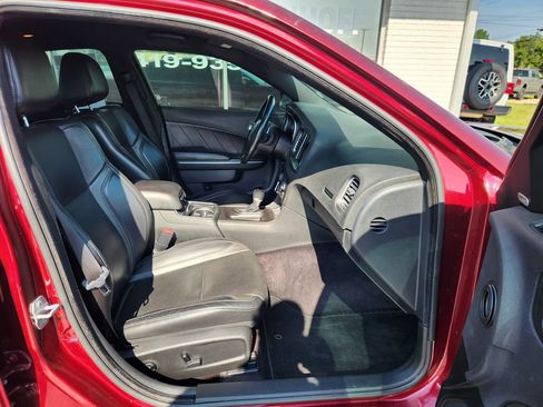 Used 2018 Dodge Charger GT AWD/4WD image 10