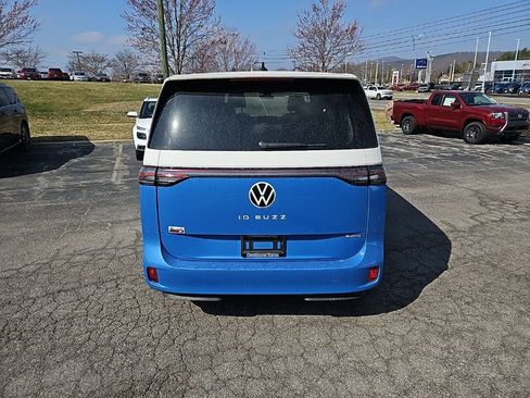 New 2025 Volkswagen ID. Buzz 1st Edition AWD/4WD image 4