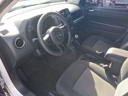 Used 2015 Jeep Compass Sport w/ Power Value Group image 10