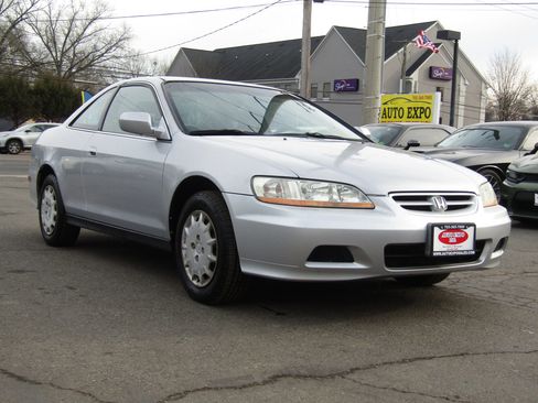 Used 2002 Honda Accord LX image 1