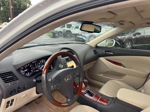 Used 2011 Lexus ES 350 FWD image 11