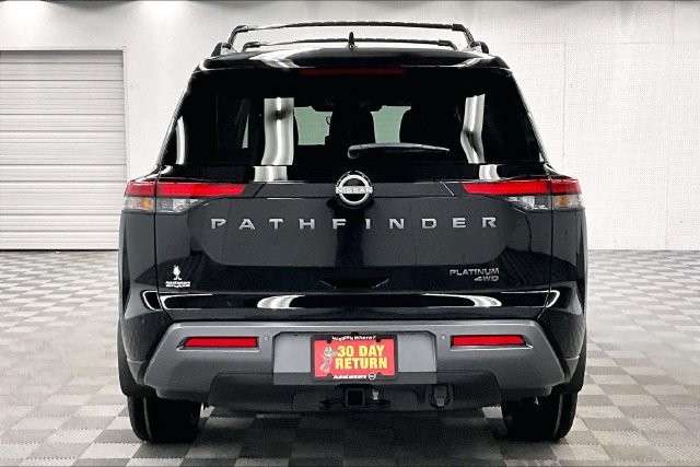New 2026 Nissan Pathfinder Platinum w/ Cargo Package AWD/4WD image 5