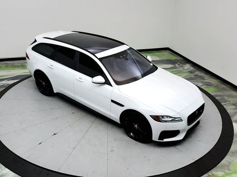Used 2018 Jaguar XF S AWD/4WD image 34