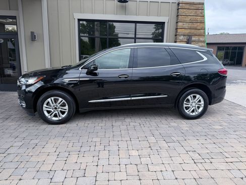Used 2020 Buick Enclave Essence FWD image 4