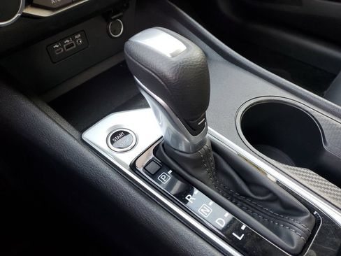 Certified 2025 Nissan Altima 2.5 SV FWD image 33