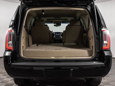 Used 2019 GMC Yukon SLT AWD/4WD image 44