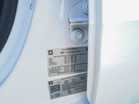 Used 2021 Chevrolet Silverado 1500 Custom image 38