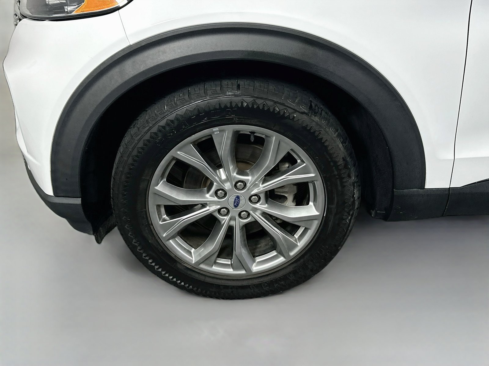 Used 2022 Ford Explorer Limited RWD image 31