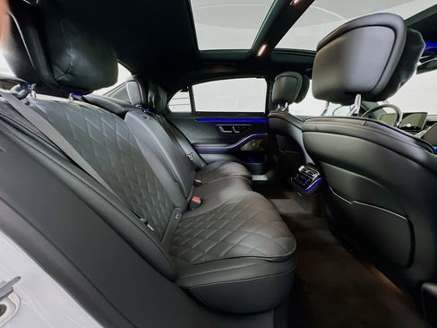 New 2025 Mercedes-Benz S 580 4MATIC Sedan image 29