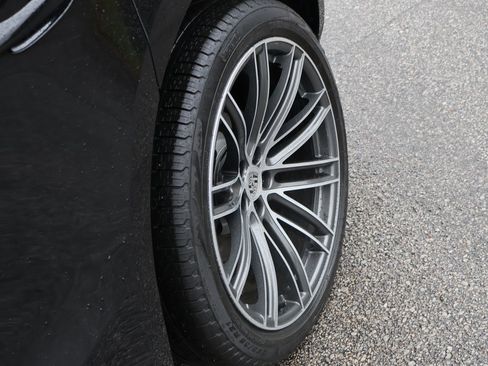 New 2026 Porsche Macan image 36