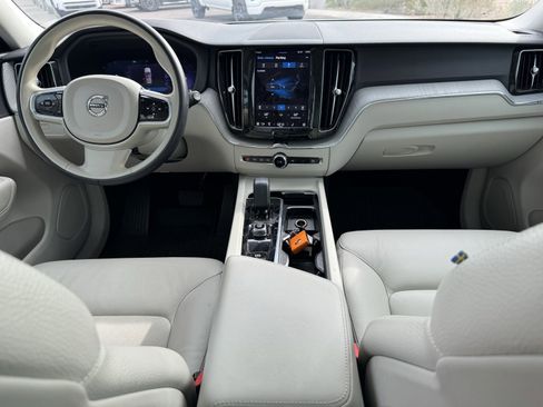 Used 2024 Volvo XC60 B5 Plus w/ Protection Package Premier image 16